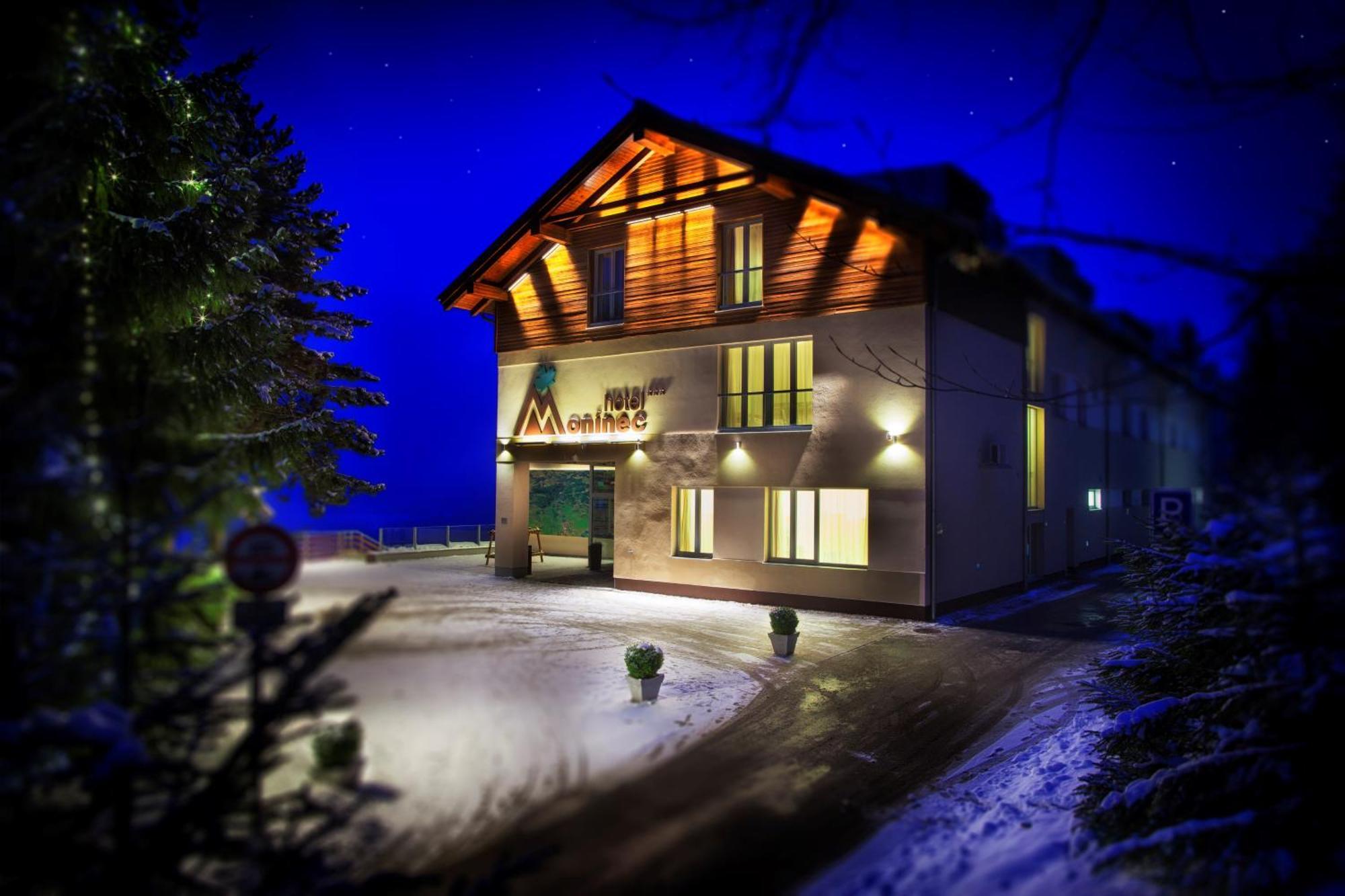 Moninec Hotel 3*