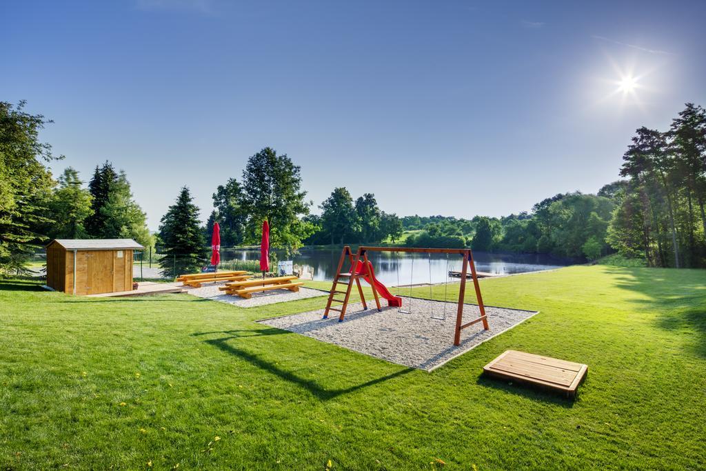 Hotel Moninec Sedlec-Prcice