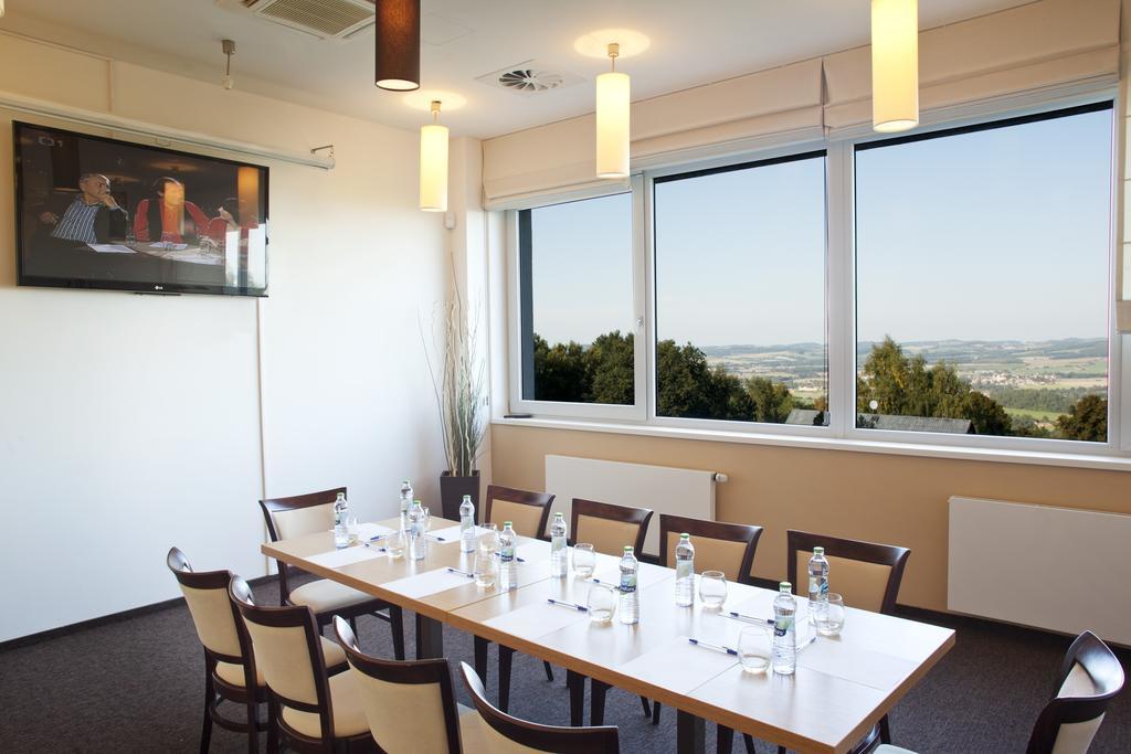 Hotel Moninec Sedlec-Prcice
